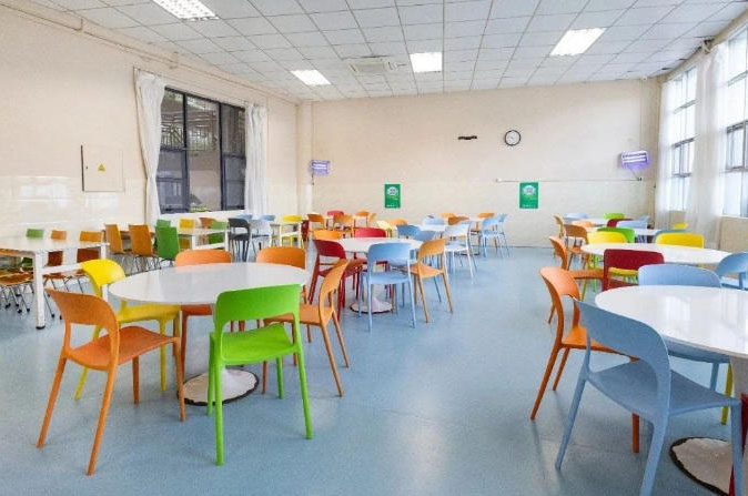 深圳富源英美学校_上课教室环境1
