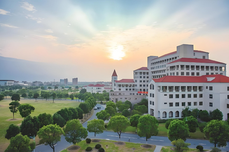学校环境图片
