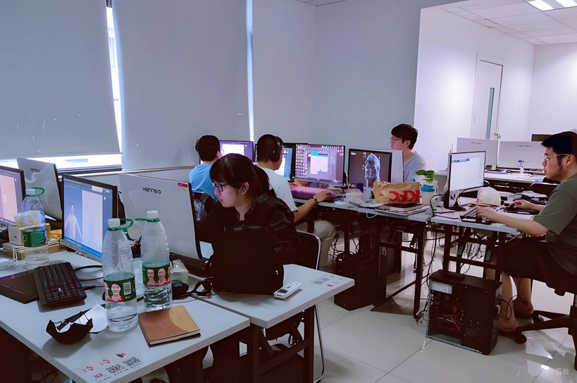 深圳绘学霸培训机构_学员上课场景2