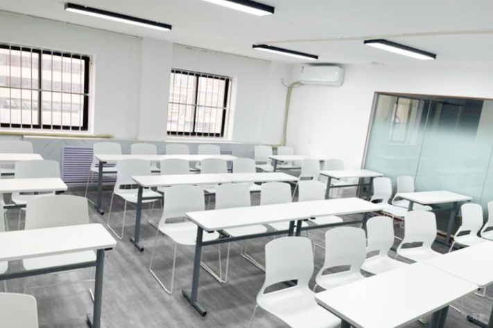上海商学院名家教学点_教室环境照片