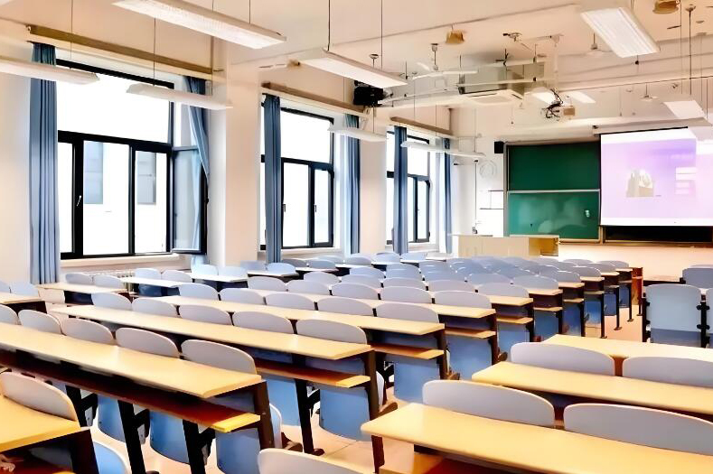上海后保研_学校环境照片