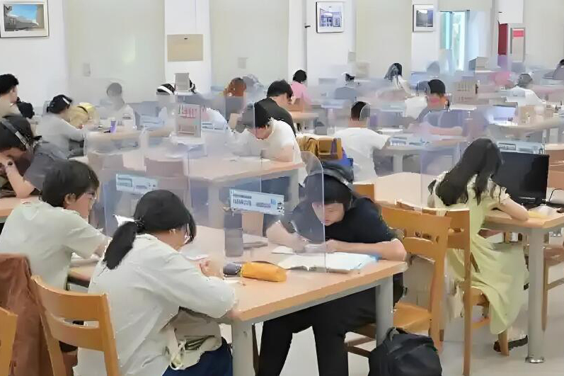 上海后保研_学校环境