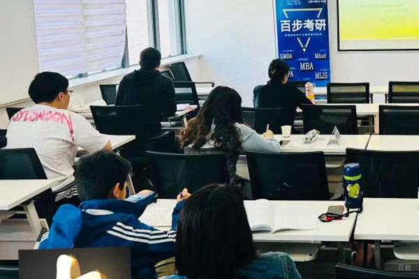 校区学员学习场景展示