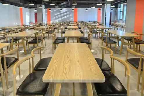 上海新知硕博国际教育就餐环境