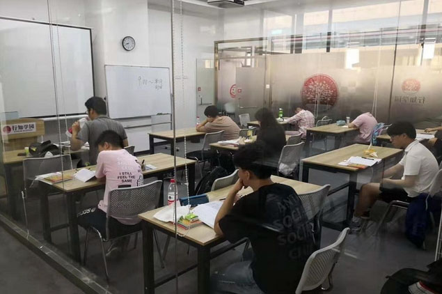 学员上课场景