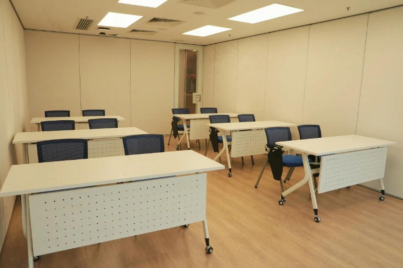 深圳51Talk香港升学中心_上课教室环境