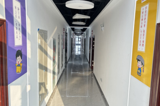 学校走廊环境