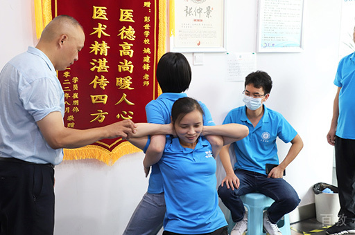 上课学校环境