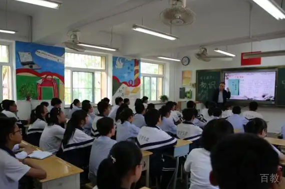 太原外国语学校高中部国际班_学习环境