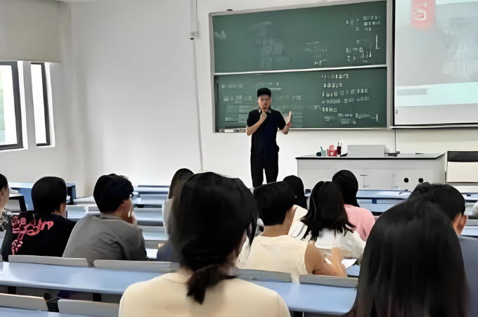 济南一路职通教育_听课环境