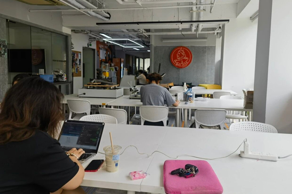 北京AK艺术留学_校区授课环境展示