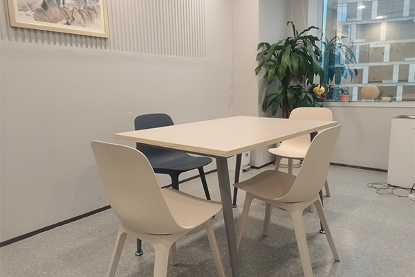 广州iVEE英语_机构休息区环境