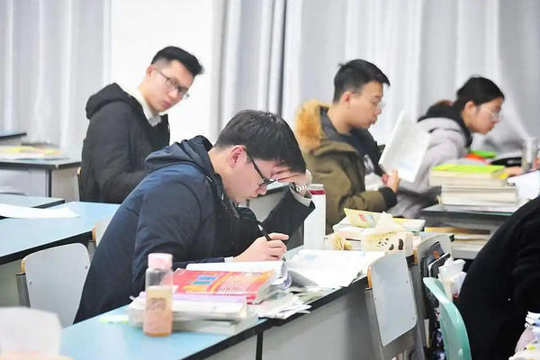 北京保研声_校区学员学习场景展示