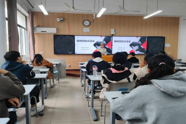 北京保研声_校区学员上课场景展示