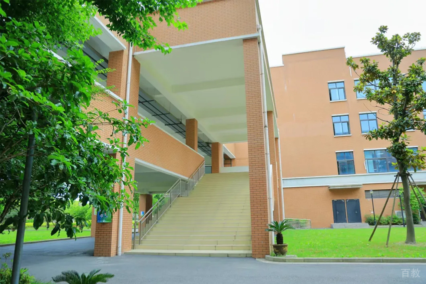 学校环境照片