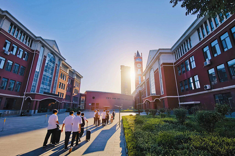 济南枫叶国际学校_学校环境2