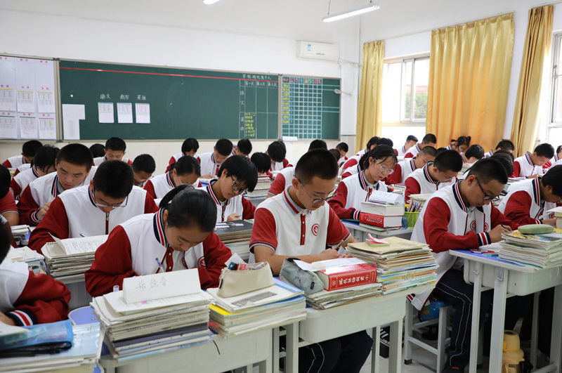 石家庄精英升学学校_机构环境9