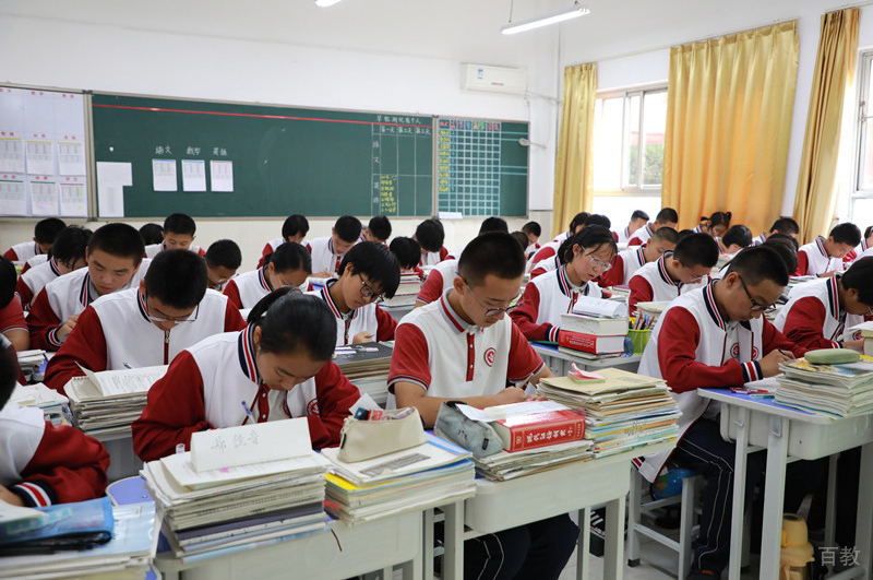 石家庄精英升学学校_机构环境9