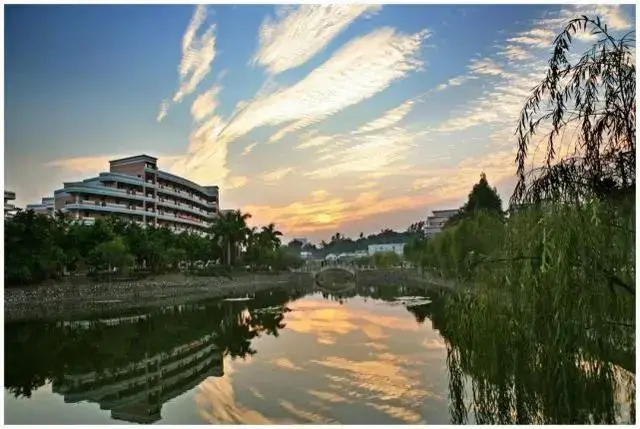 华南农业大学_学校环境