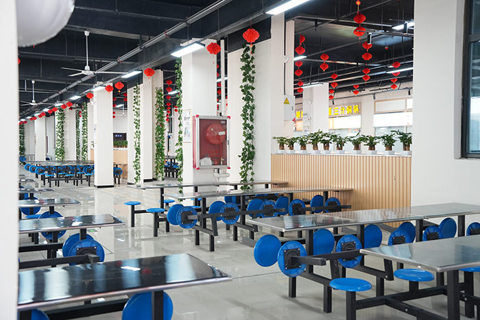 學(xué)校環(huán)境