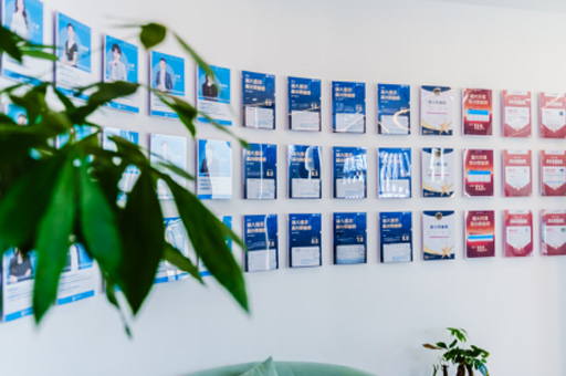 郑州澜大国际教育_走廊环境