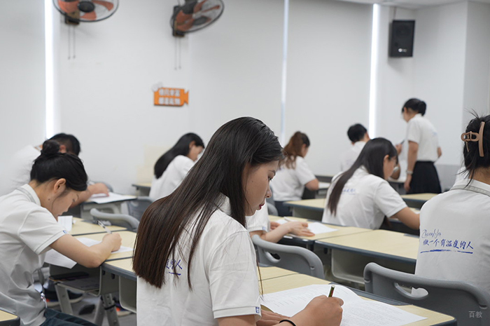 学校环境