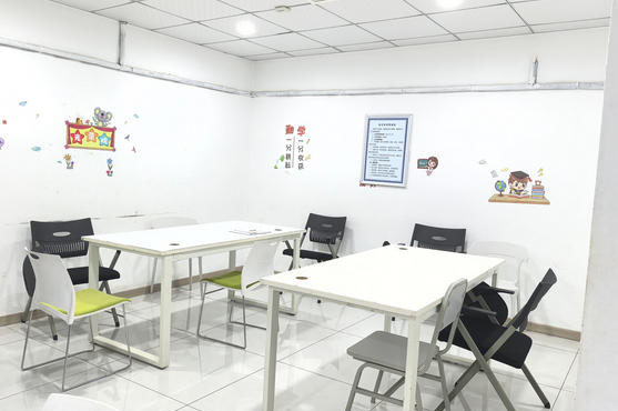 杭州保研专家_教学教室环境