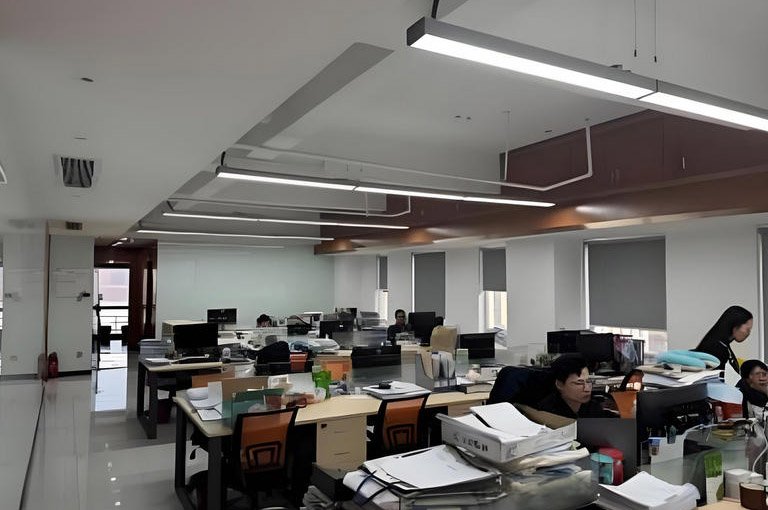 南昌领途时代_图书馆环境