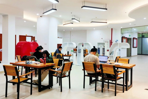 华南农业大学国际本科_校区教学环境展示