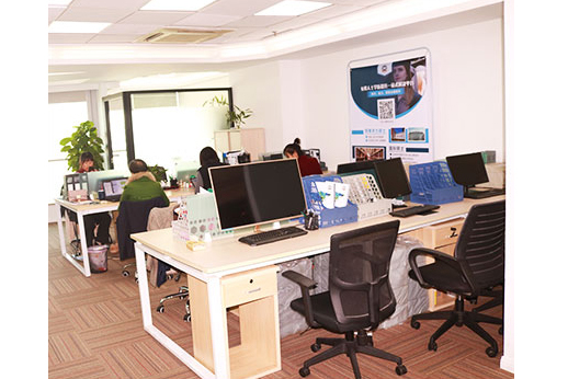 上海璐斐教育_教室环境图片1