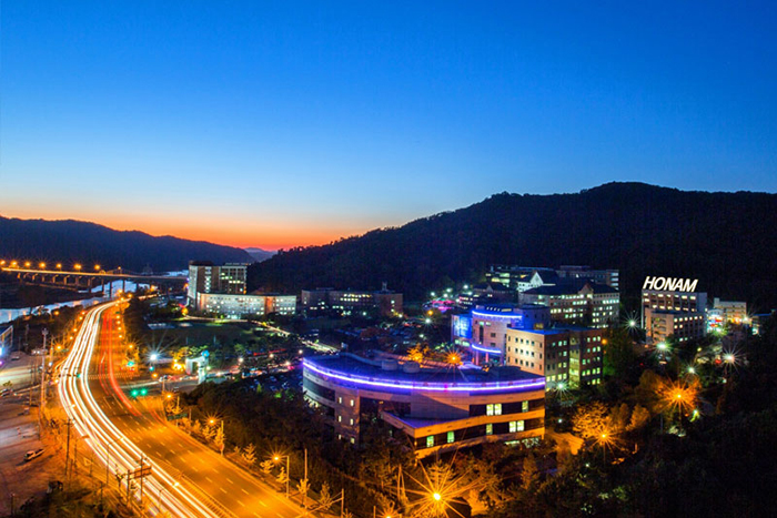 韓國湖南大學(xué)國際教育學(xué)院_校區(qū)環(huán)境