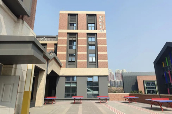 天府实外高级中学中日直通车项目_学校环境2