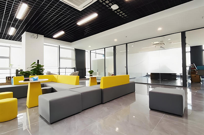 大连艾德思_机构相册6