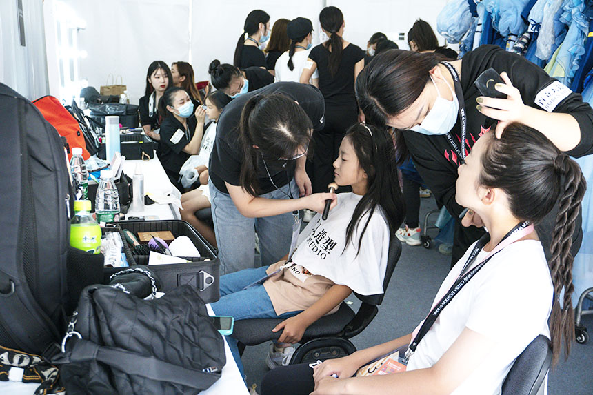 北京瑞尚创美化妆学校_化妆环境