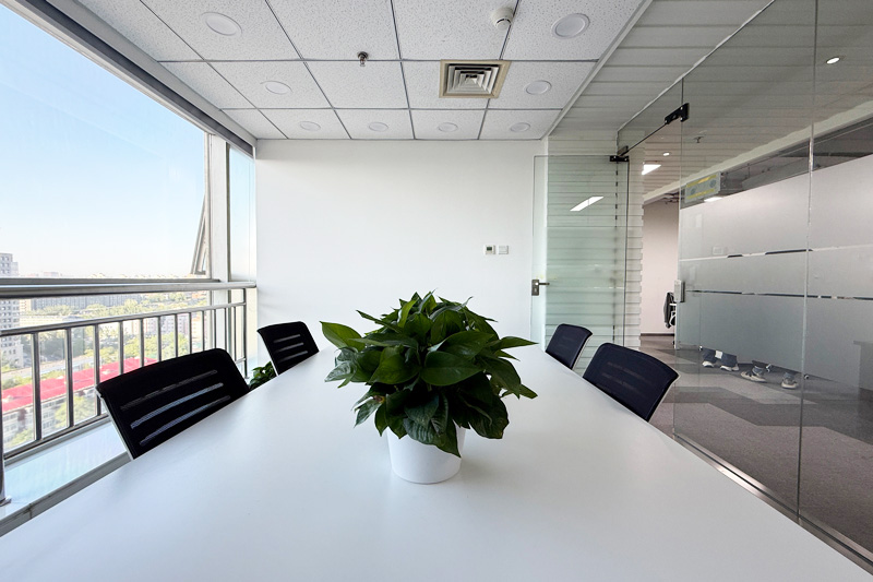 保研派_机构会议室环境