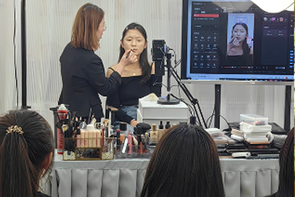 南京艺红化妆学校_授课环境