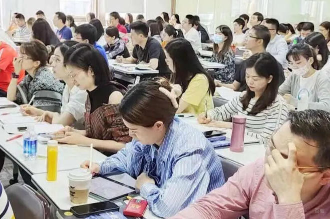 学员上课场景