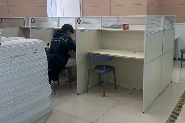 校区学员学习场景展示