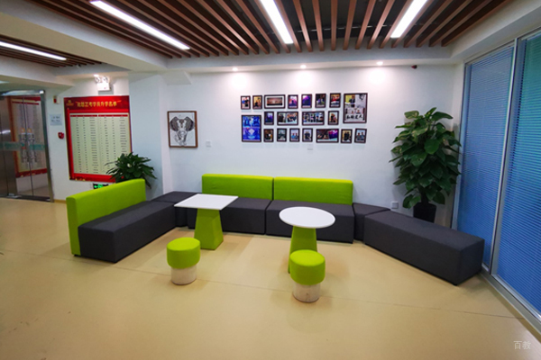北京论思教育_校区教学环境展示