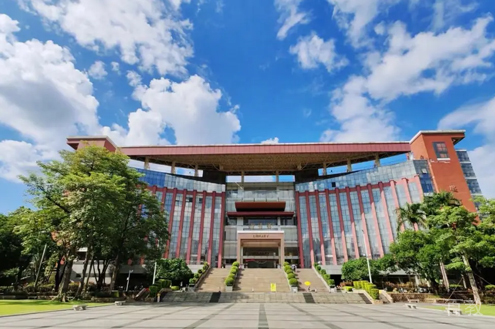 暨南大学国际本科_学校环境10