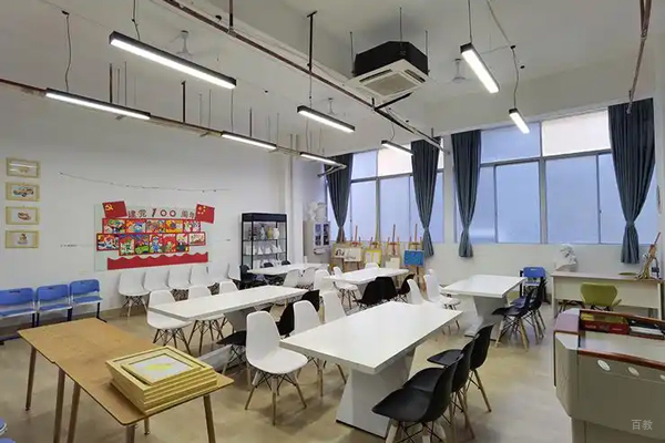 北京101高考复读学校_校区教室环境