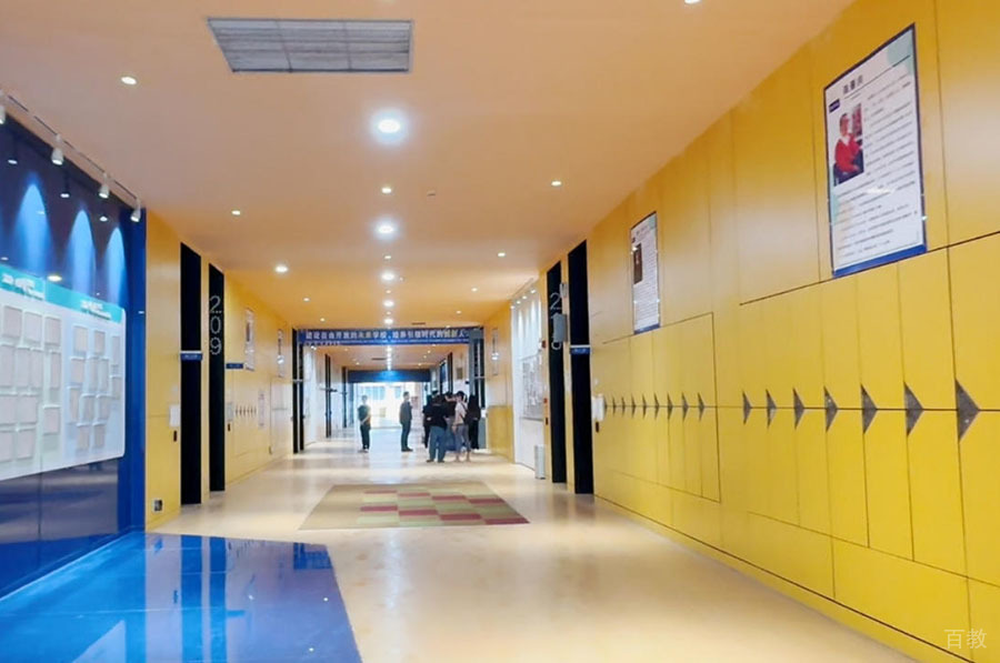 深圳德萃港人子弟学校_学校环境2