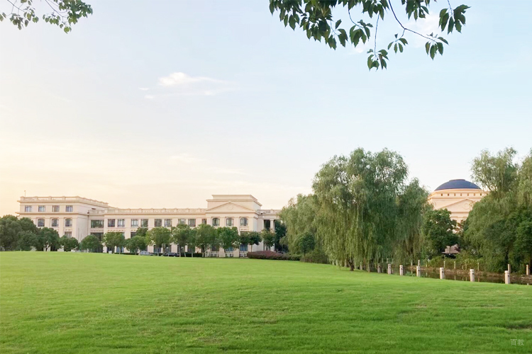 上海外国语大学立泰学院剑桥国际中心_环境相册图
