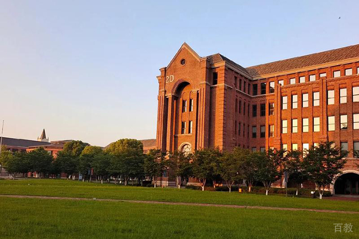 学校校区环境