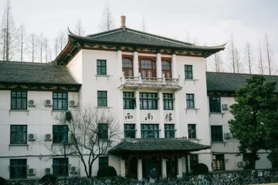 学校教学楼环境