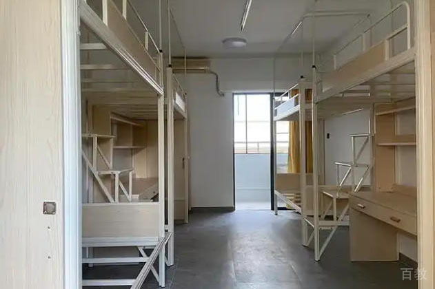 学校宿舍环境