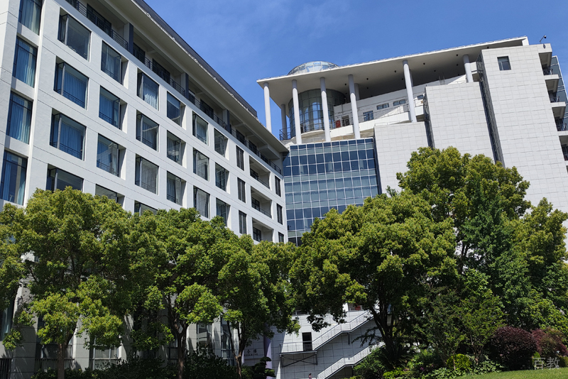 学校环境图片