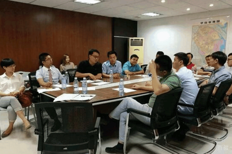 青岛上研华章教育_会议室环境2