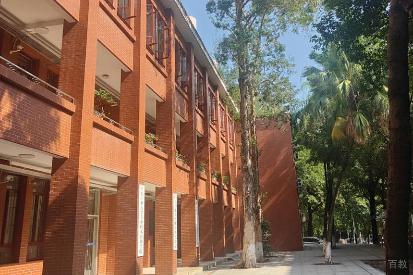 学校教学楼环境