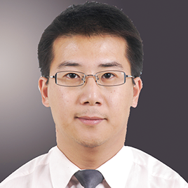 李伟
